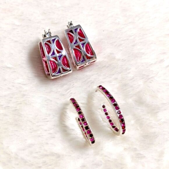 Vintage Silvertone/Pink Acrylic and Pink Rhinestone Pierced Earrings (2) Pair - Picture 10 of 14